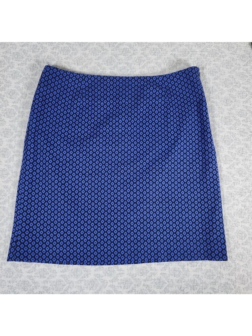 L.L. Bean Blue Favorite Fit Geometric Print Skirt Size 10